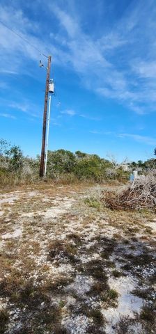 1320 W Young Ave, Aransas Pass, TX 78336