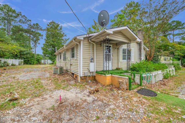 100 Williams Love Grove Ch Road, Hampstead, NC 28443