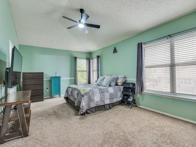 13628 Cherokee Ranch Road, Fort Worth, TX 76262