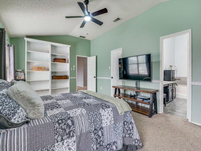 13628 Cherokee Ranch Road, Fort Worth, TX 76262