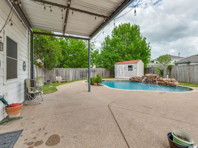 13628 Cherokee Ranch Road, Fort Worth, TX 76262