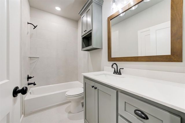 1204 Azalea Farms Road, Noble, OK 73068