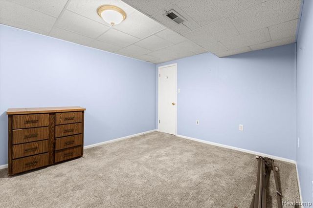 28673 Bayberry Court 11, Livonia, MI 48154