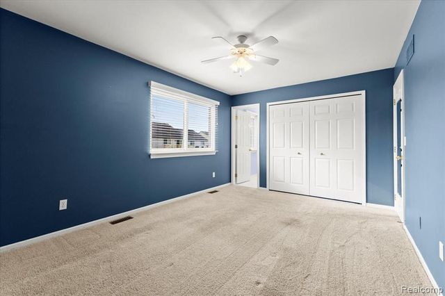 28673 Bayberry Court 11, Livonia, MI 48154