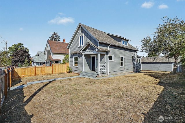 3585 E Spokane Street, Tacoma, WA 98404