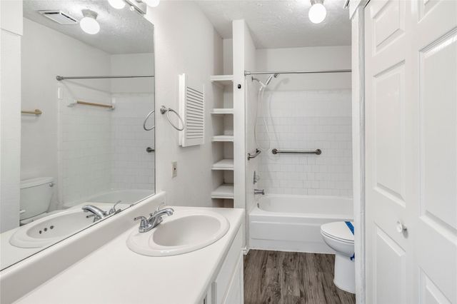 11906 Westwold Drive, Tomball, TX 77377