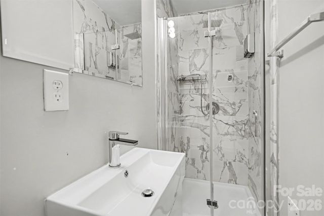 6345 Montpelier Road, Charlotte, NC 28210