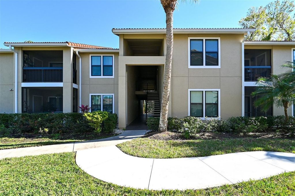 4002 CROCKERS LAKE BOULEVARD 27, Sarasota, FL 34238