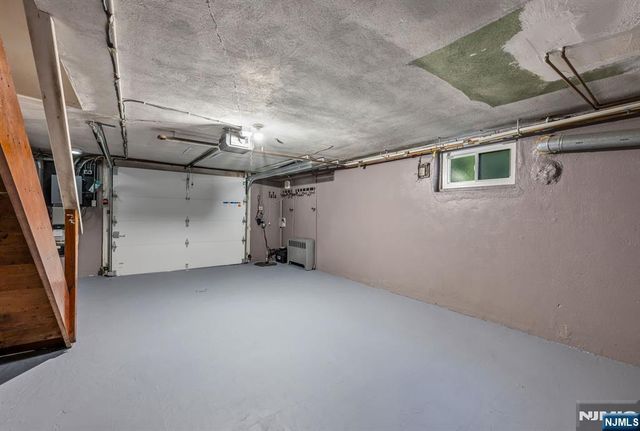 122 Westview Avenue, Paramus, NJ 07652