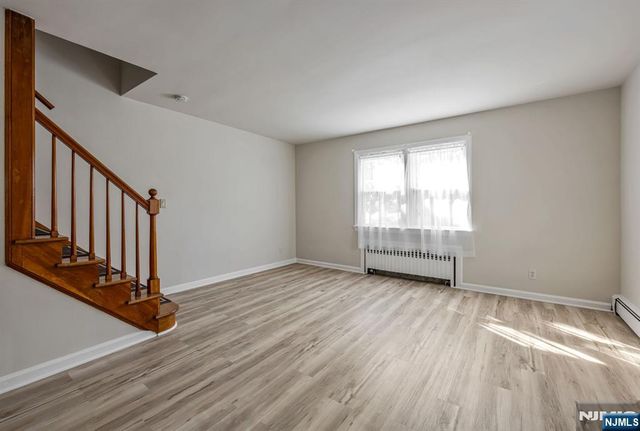 122 Westview Avenue, Paramus, NJ 07652