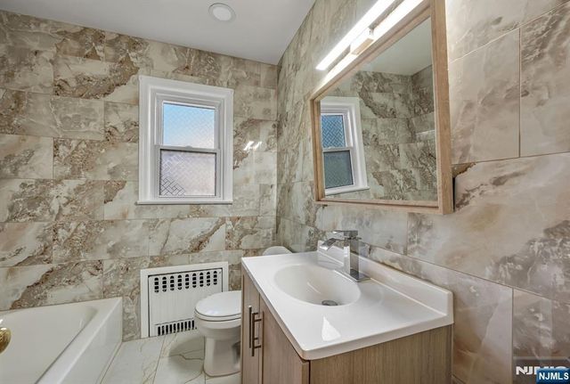 122 Westview Avenue, Paramus, NJ 07652