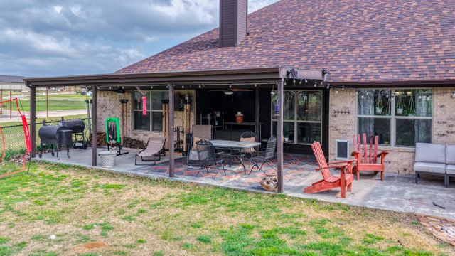 197 Savannah Drive, Weatherford, TX 76087