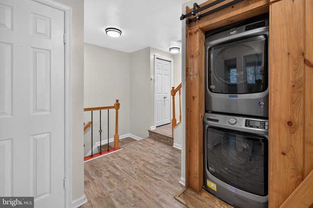 12585 KEMPSTON LN, Woodbridge, VA 22192