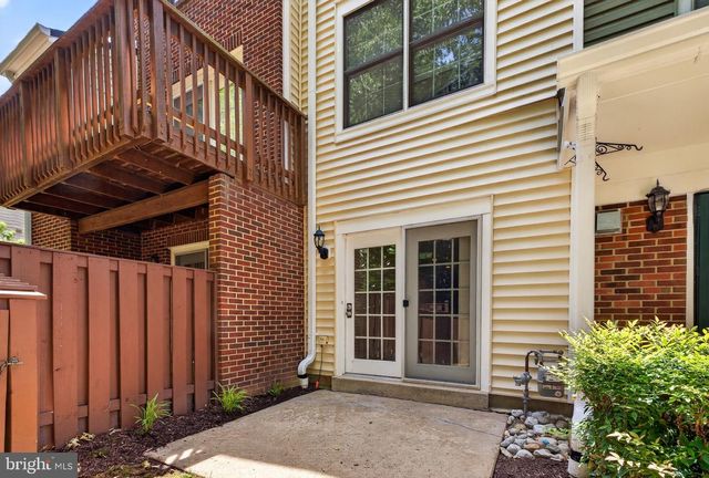 12585 KEMPSTON LN, Woodbridge, VA 22192