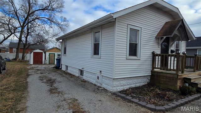 459 Sheridan Street, Bethalto, IL 62010