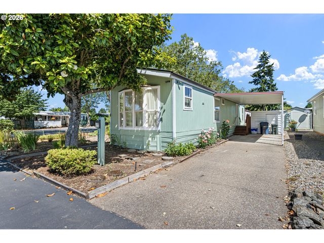 1400 CANDLELIGHT Dr 180, Eugene, OR 97402