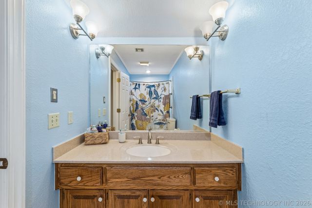 6172 S Marion Avenue, Tulsa, OK 74136