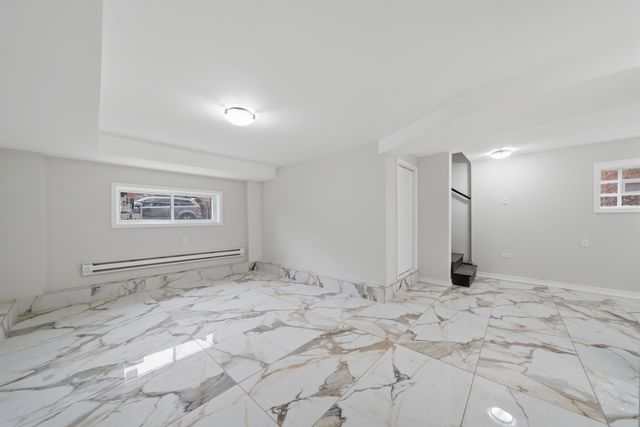 6623 S Vernon Avenue, Chicago, IL 60637