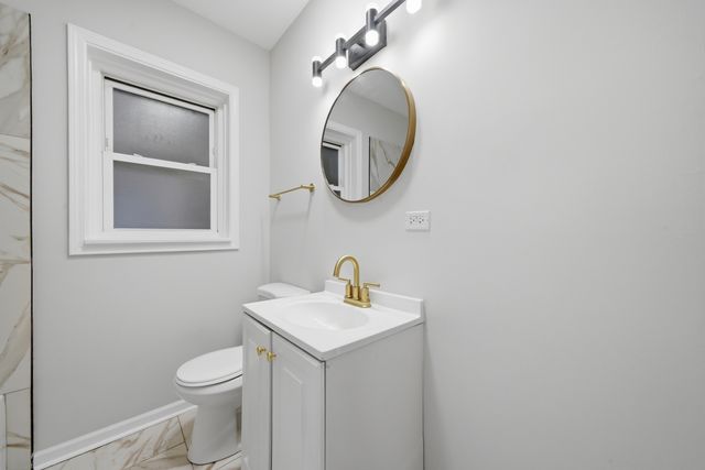 6623 S Vernon Avenue, Chicago, IL 60637