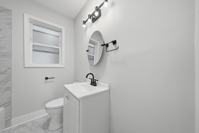 6623 S Vernon Avenue, Chicago, IL 60637