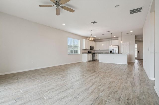 603 PESCARA AVE, Davenport, FL 33837