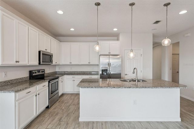 603 PESCARA AVE, Davenport, FL 33837