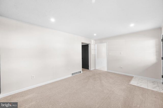 875 E WALNUT ST, Hanover, PA 17331