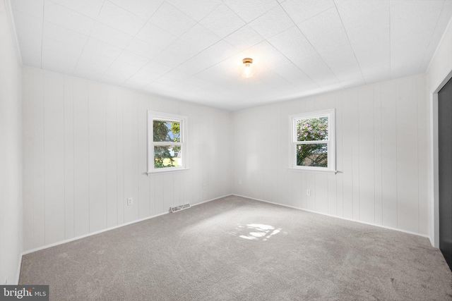 875 E WALNUT ST, Hanover, PA 17331