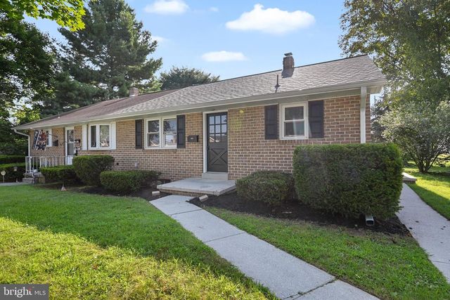 875 E WALNUT ST, Hanover, PA 17331