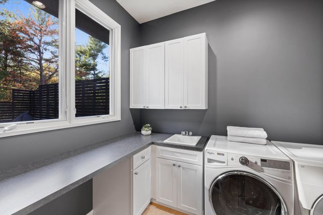 12737 Sanctuary Place, Grand Haven, MI 49417