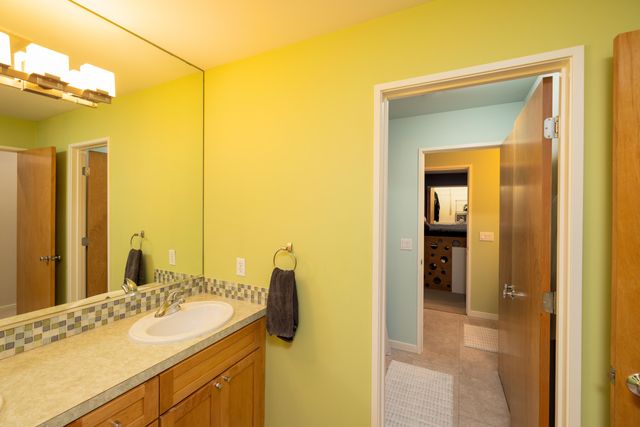12737 Sanctuary Place, Grand Haven, MI 49417