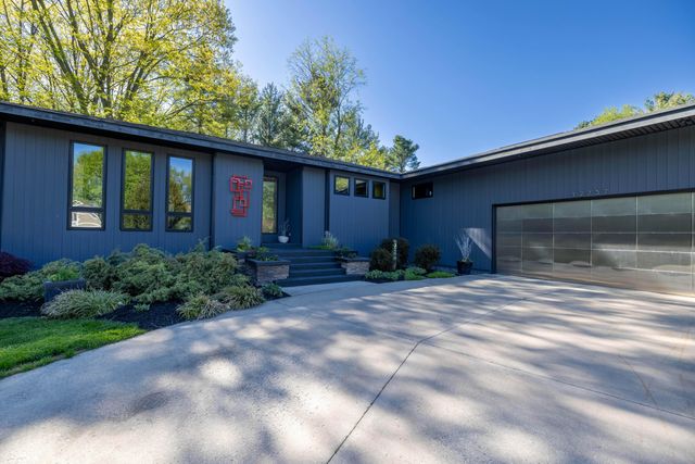 12737 Sanctuary Place, Grand Haven, MI 49417