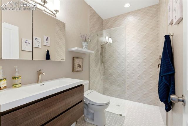 7831 Barraport Drive, Colorado Springs, CO 80908