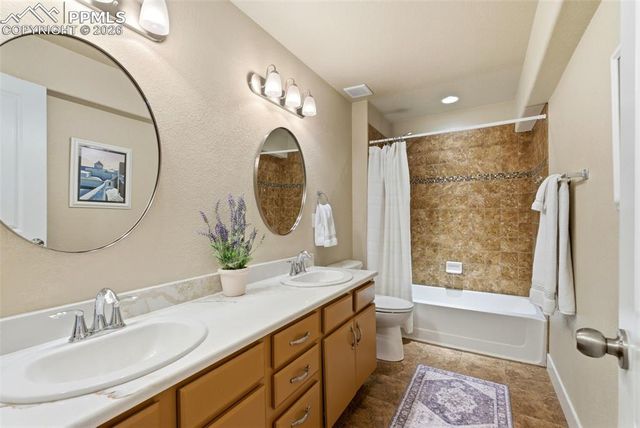 7831 Barraport Drive, Colorado Springs, CO 80908