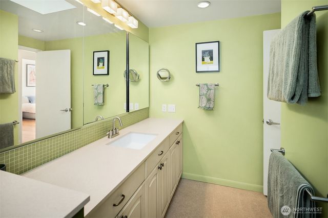 10559 41st Place NE, Seattle, WA 98125
