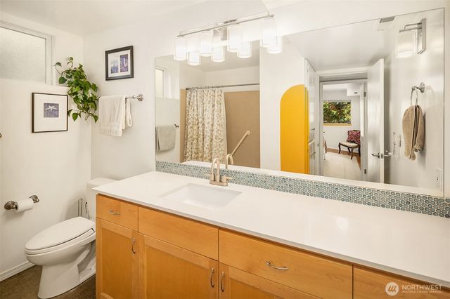 10559 41st Place NE, Seattle, WA 98125