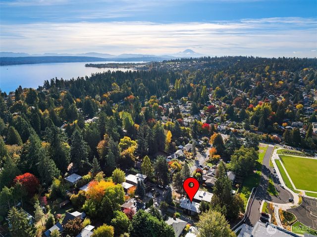 10559 41st Place NE, Seattle, WA 98125