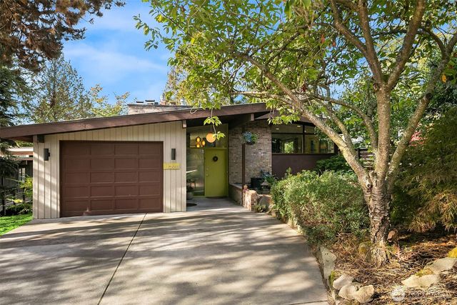 10559 41st Place NE, Seattle, WA 98125