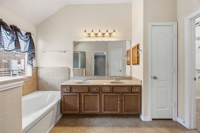 21487 Rose Mill Drive, Kingwood, TX 77339