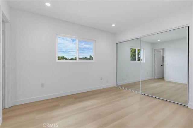 12310 Burbank 13, Los Angeles, CA 91607