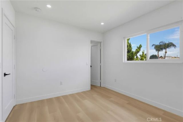 12310 Burbank 13, Los Angeles, CA 91607