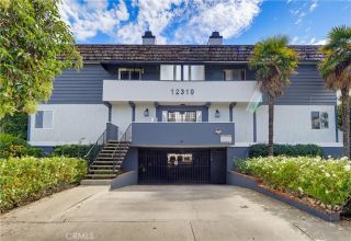 12310 Burbank 13, Los Angeles, CA 91607