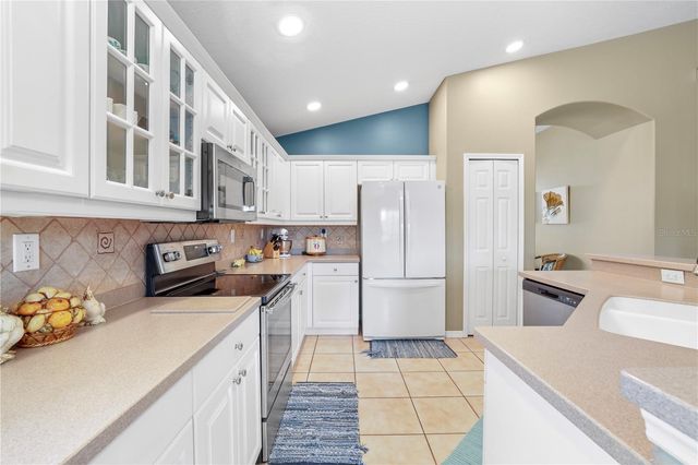 6215 BOBBY JONES COURT, Palmetto, FL 34221