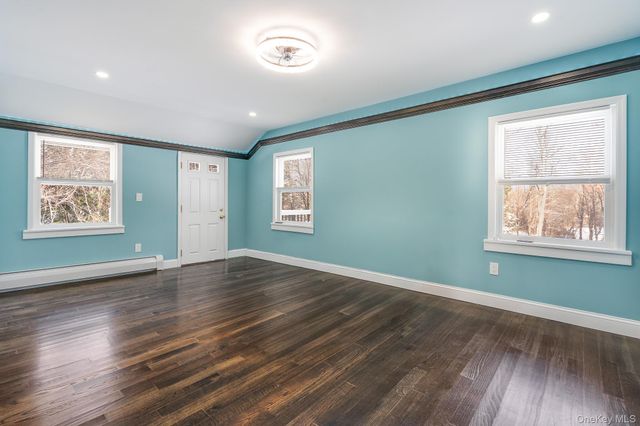 104 S Quaker Lane, Hyde Park, NY 12538