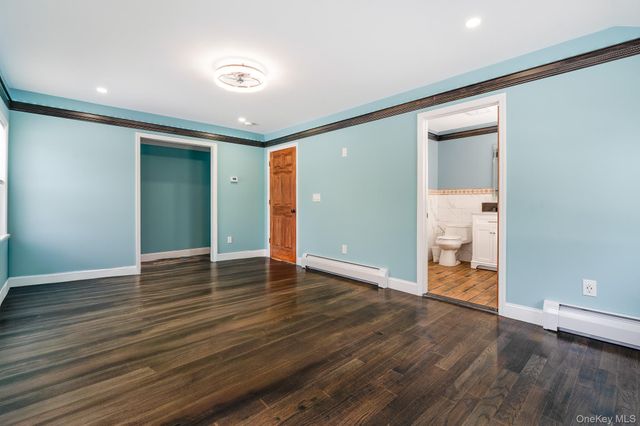 104 S Quaker Lane, Hyde Park, NY 12538