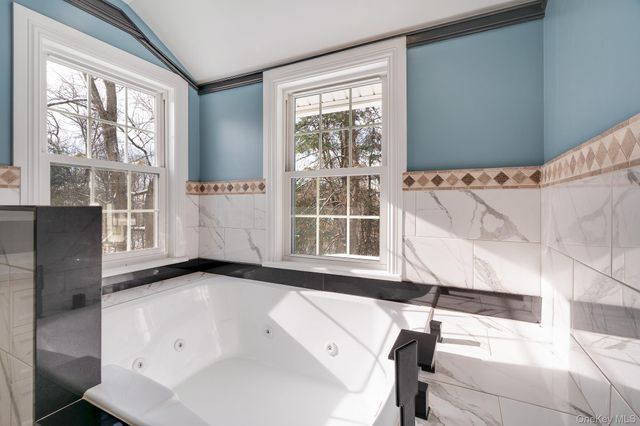 104 S Quaker Lane, Hyde Park, NY 12538