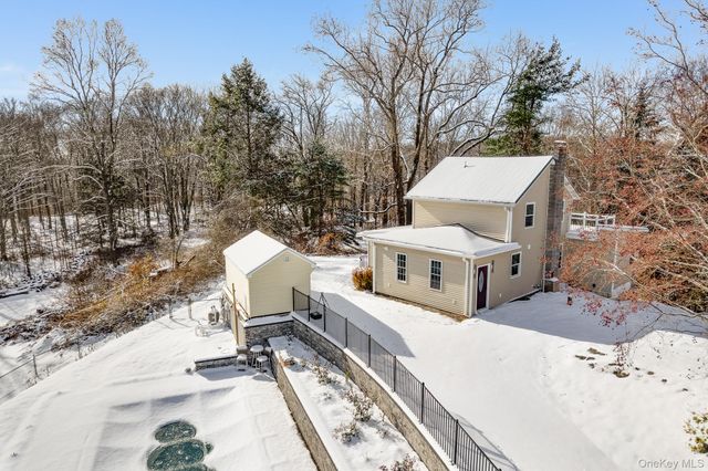 104 S Quaker Lane, Hyde Park, NY 12538