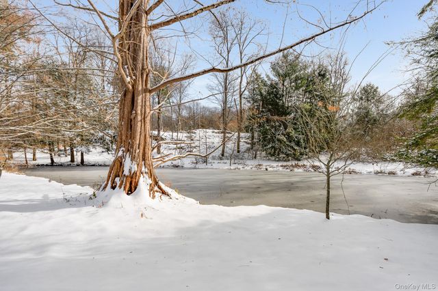 104 S Quaker Lane, Hyde Park, NY 12538