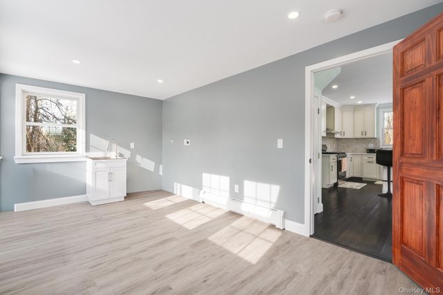 104 S Quaker Lane, Hyde Park, NY 12538