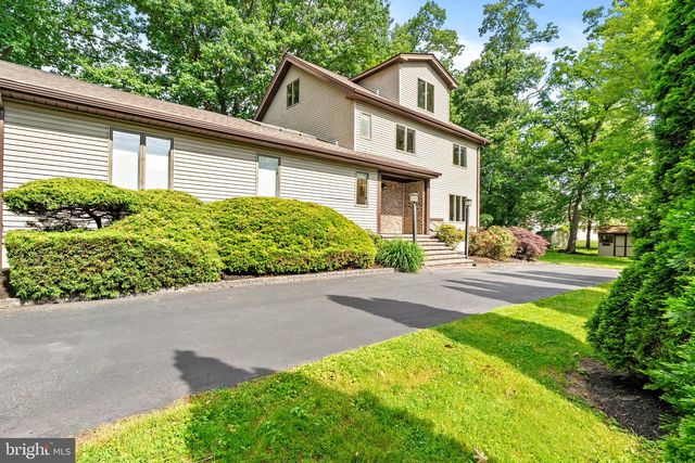 90 HOOVER AVE, Lawrence Township, NJ 08648